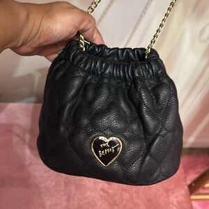 Betsey Johnson black heart quilt crossbody pouch bag. Cute details.